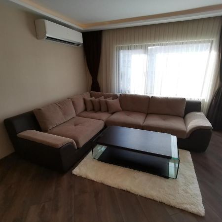 City Center Lux Apartment Warna Exterior foto