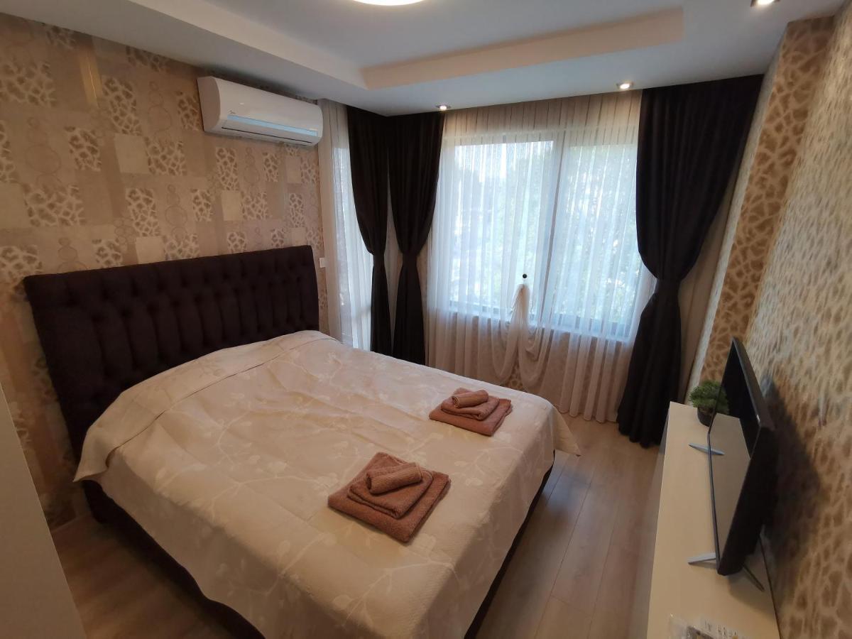 City Center Lux Apartment Warna Exterior foto
